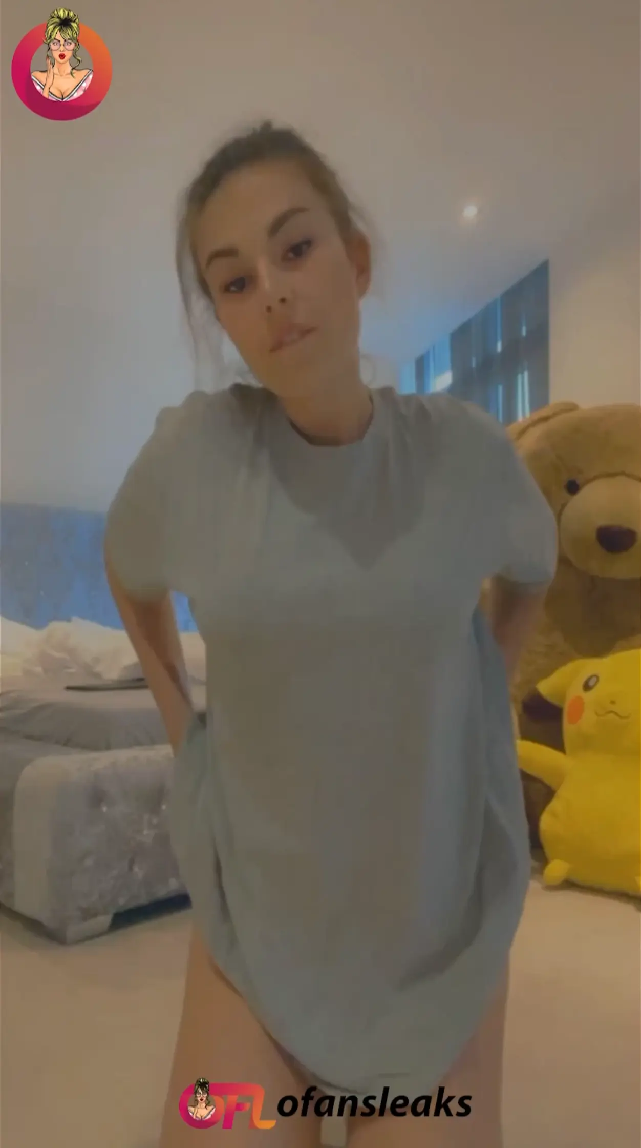 Lauren Alexis Stripping in Oversized T-Shirt Part 2 OnlyFans Video Leaked